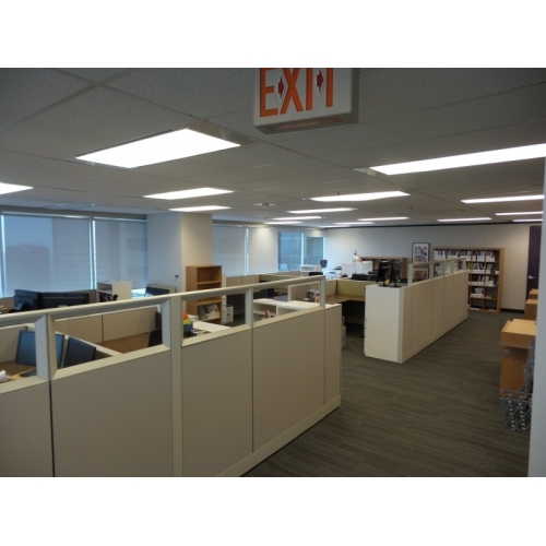 Contemporary White Knoll Equity Systems Furniture Desks Cubicles